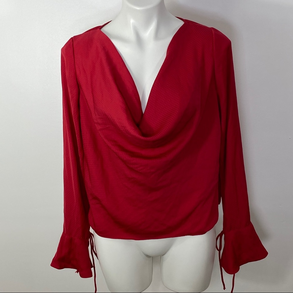 Finders Keepers unravel woven bell size s
